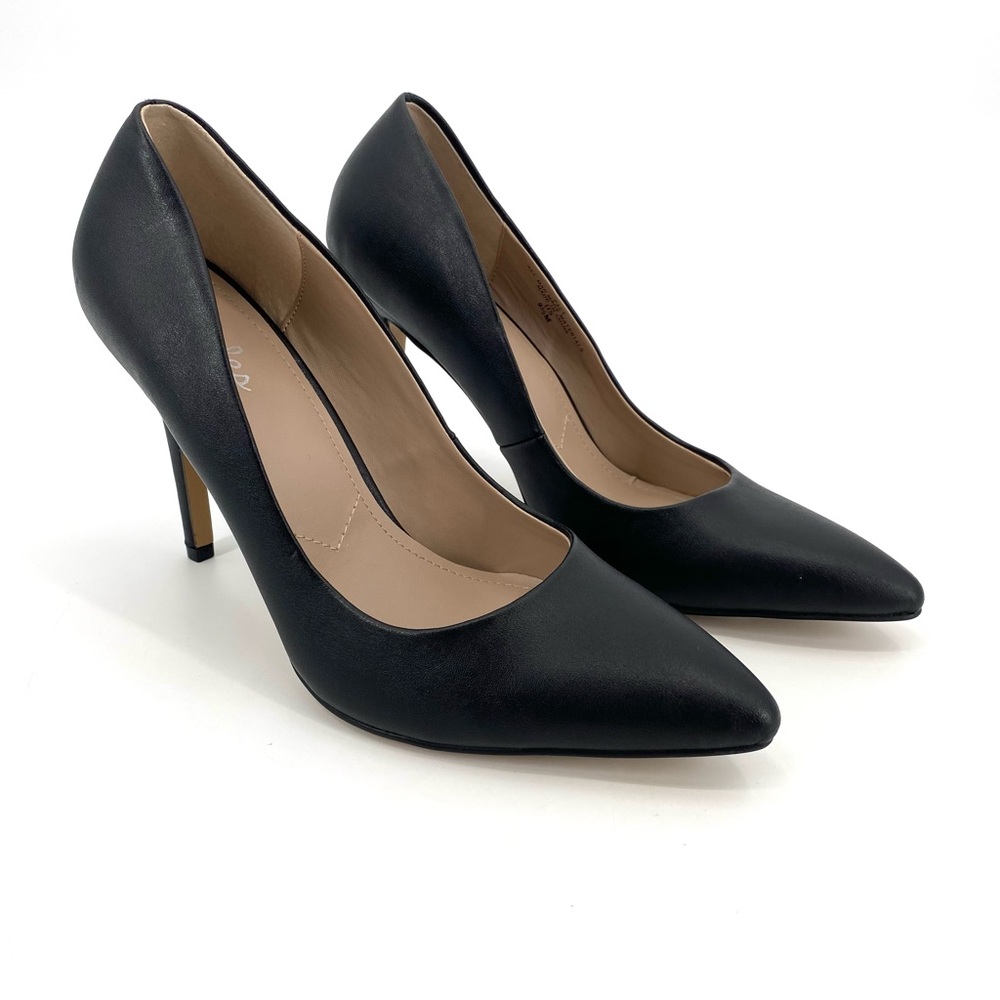 Charles By Charles David Black Heels